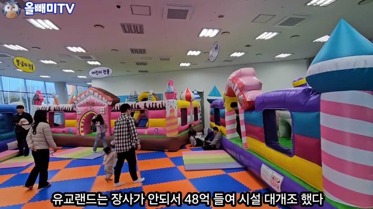 f9fd620c2b5d919dd8581a477c458641a3a5d4d847dee88a268e30ea03de45c388069bbf53223f463880bc38bff492fa355bb4ca2d2c100fdee85085ce7bf659